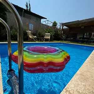 - Airport Villa